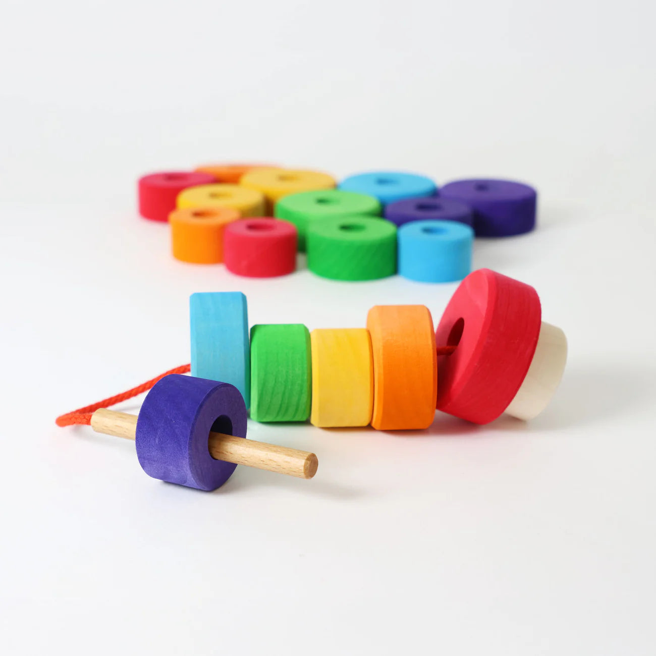 Erstes Fädelspiel- Grimms