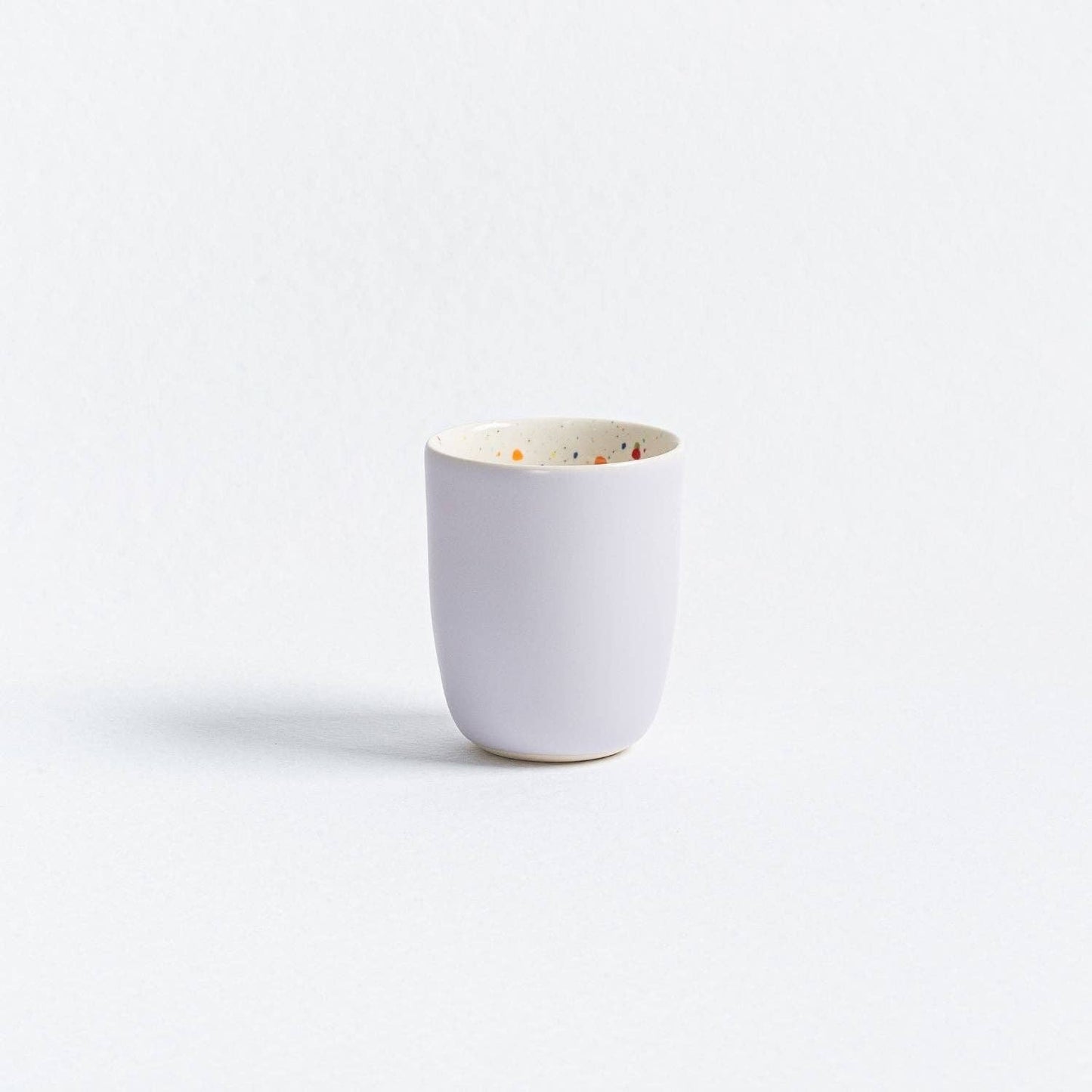 Breeze Party In Medium Cup 220ml - Egg Back Home