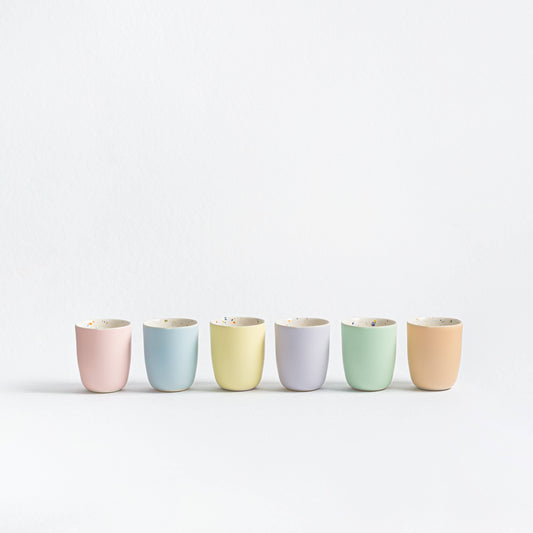 Breeze Party In Medium Cup 220ml - Egg Back Home