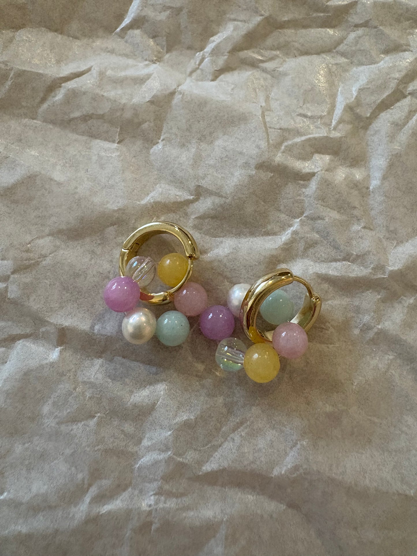 Ohrringe mit bunten Perlen - Studio Niovi