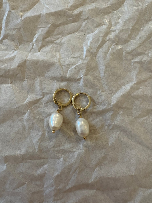 Ohrringe mit Perle - Studio Niovi