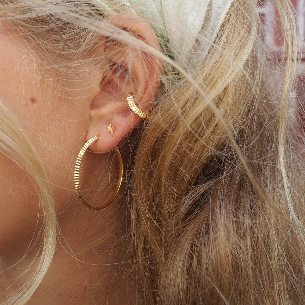 Reflection Midi Hoop gold - einzeln - Jane Kønig
