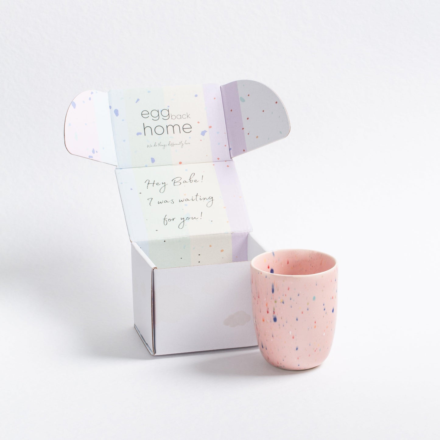 Neue Party-Mittlere Tasse 220 ml Weiß - Egg Back Home