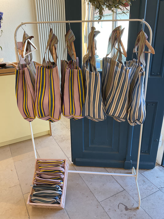 Summer Shopper  - Au Maison